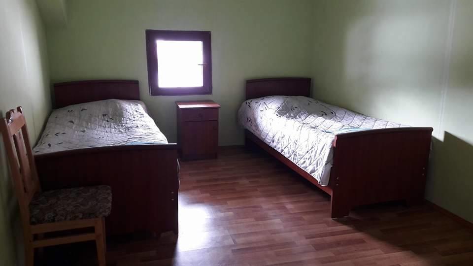 N&N Guest House Mestia Ngoại thất bức ảnh