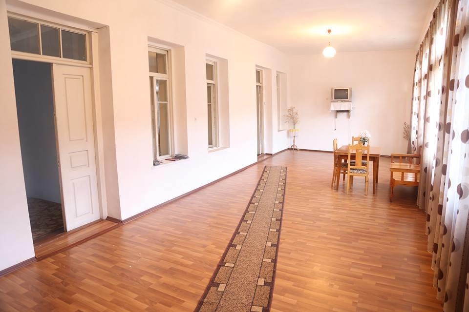 N&N Guest House Mestia Ngoại thất bức ảnh
